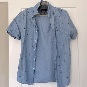 Men’s NAUTICA Classic Fit Blue Short Sleeve Button Up - Size L